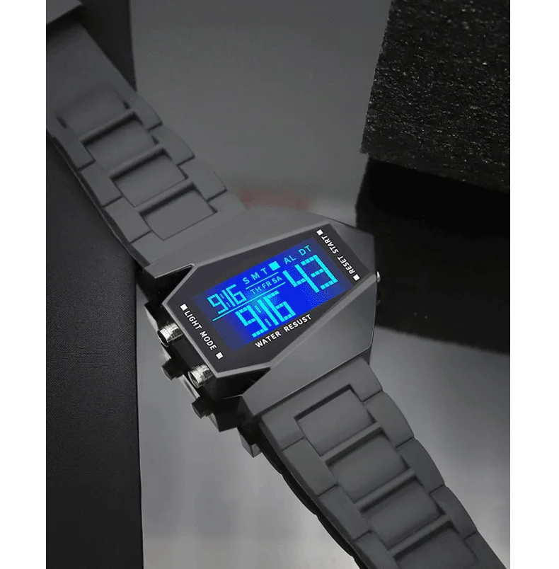 Montres pour enfants à la mode pour garçons, avion à LED, flash lumineux, sport militaire, horloge numérique, cadeau étudiant, jouets pour hommes