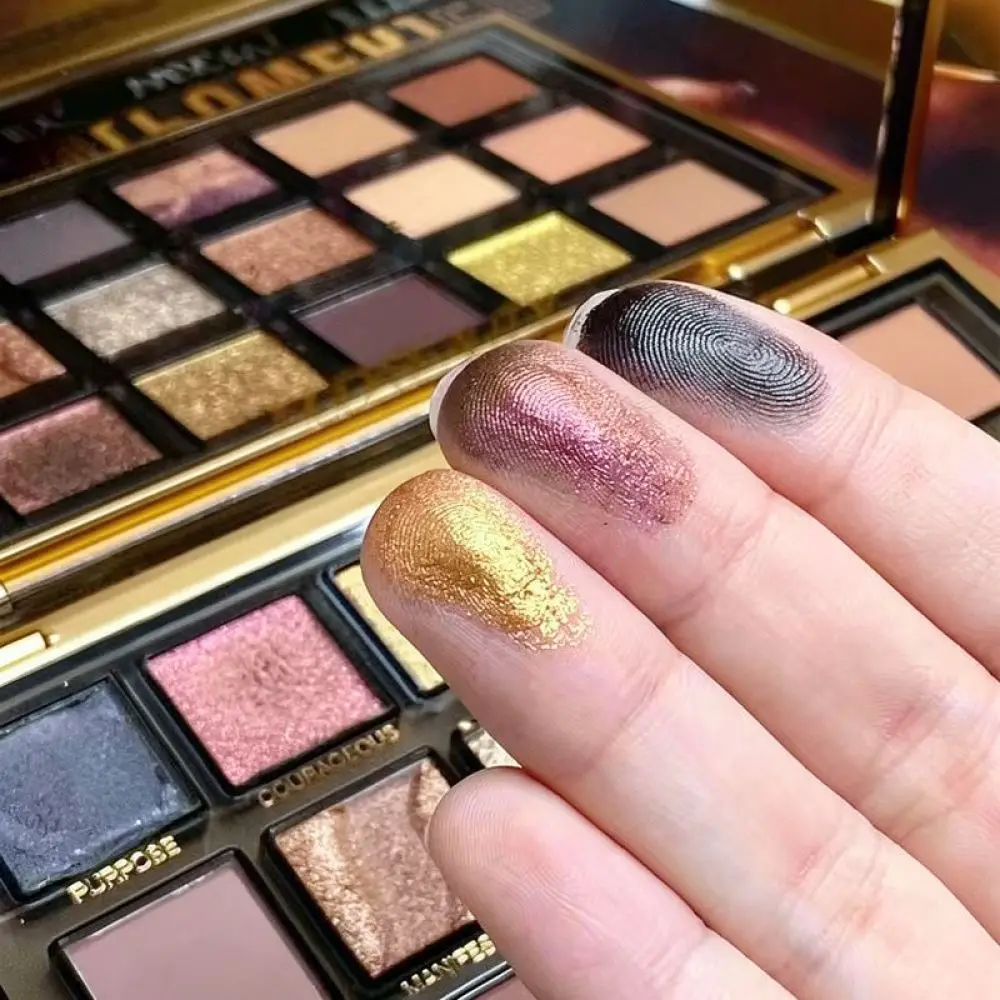 Elegant 18 Color Eyeshadow Palette Matte Shimmer High Pigment Blendable Makeup Set For Daily Beauty Looks