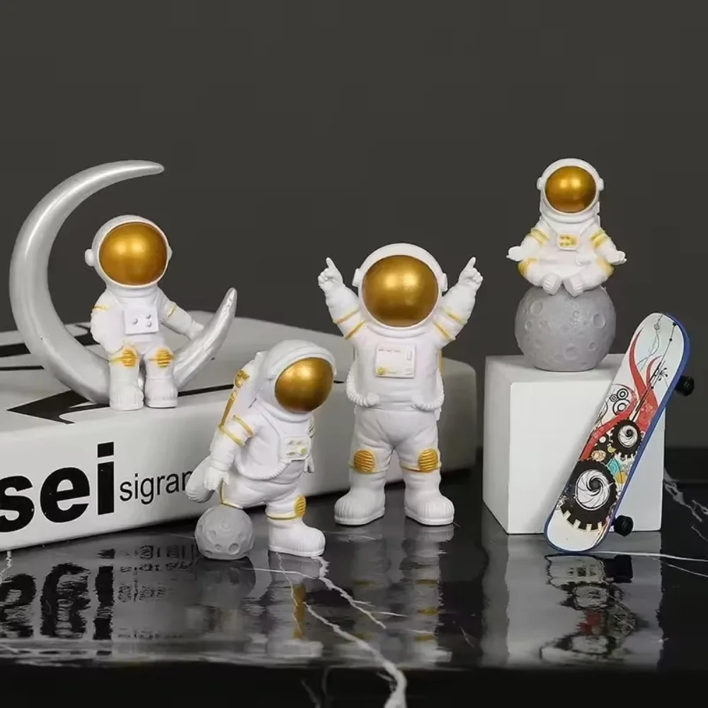 new 1set Astronaut Figure Statue Figurine Spaceman Sculpture Educational Toy Desktop Home Decor Astronaut Model For Kids Gift