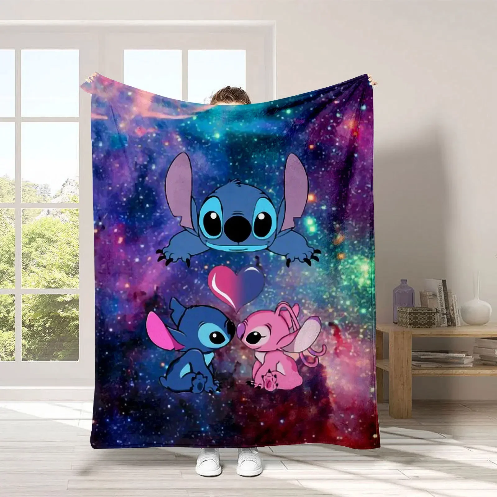 

MINISO Disney Cartoon Animation Peripheral Flannel Blanket Stitch Digital Printed Blanket Summer Office Air Conditionin Blanket