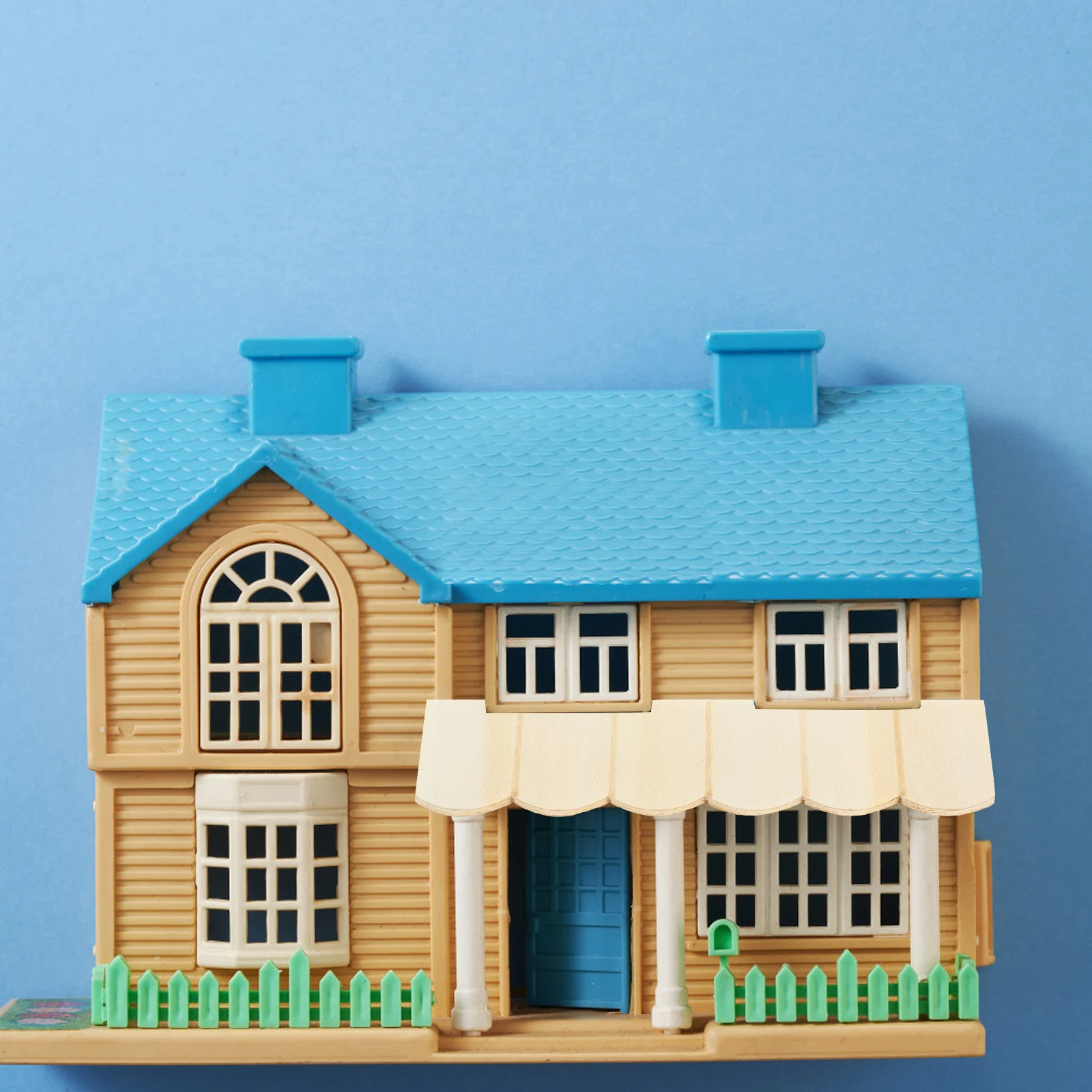 

12Pcs Mini Roof Tile Decor Natural Wood Material Easy to Use for Handicraft Projects Lovely Appearance Miniatures Photo Prop Set