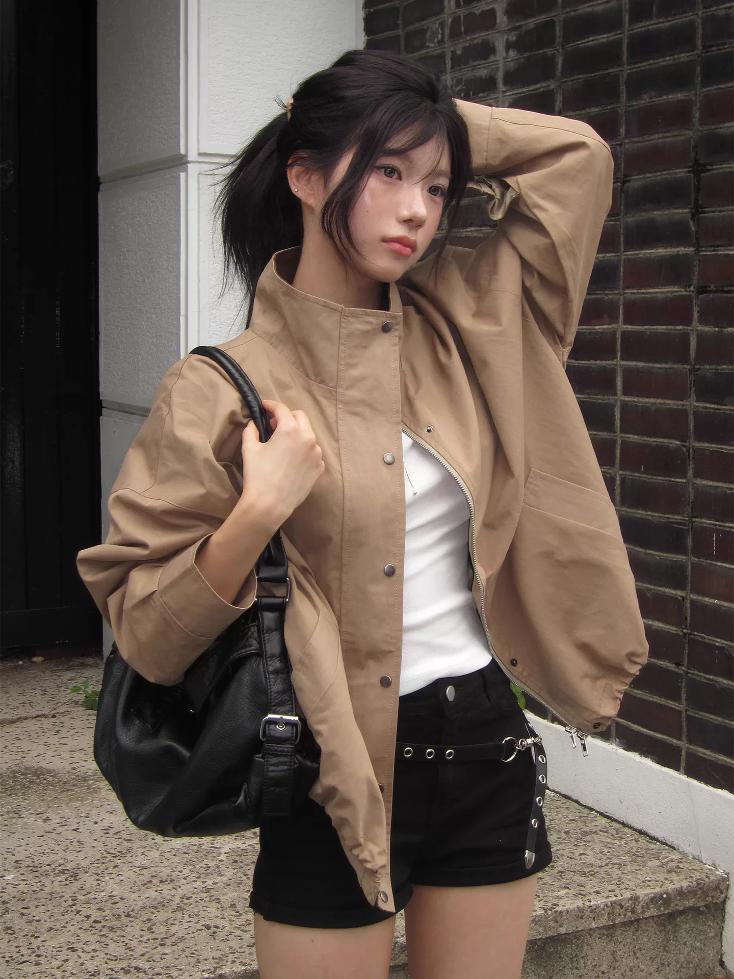 Retro American Splice Color Stand Collar Pleated Short Jacket Women's Autumn Winter Loose Casual Top Zipper Closure Polyester...