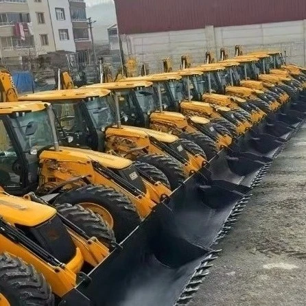 Экскаватор-погрузчик