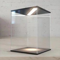 Vitrine acrylique transparente avec lumière LED, boîte d'affichage de figurines anti-poussière pour jouets, modèle de voiture, stockage et affichage de souvenirs