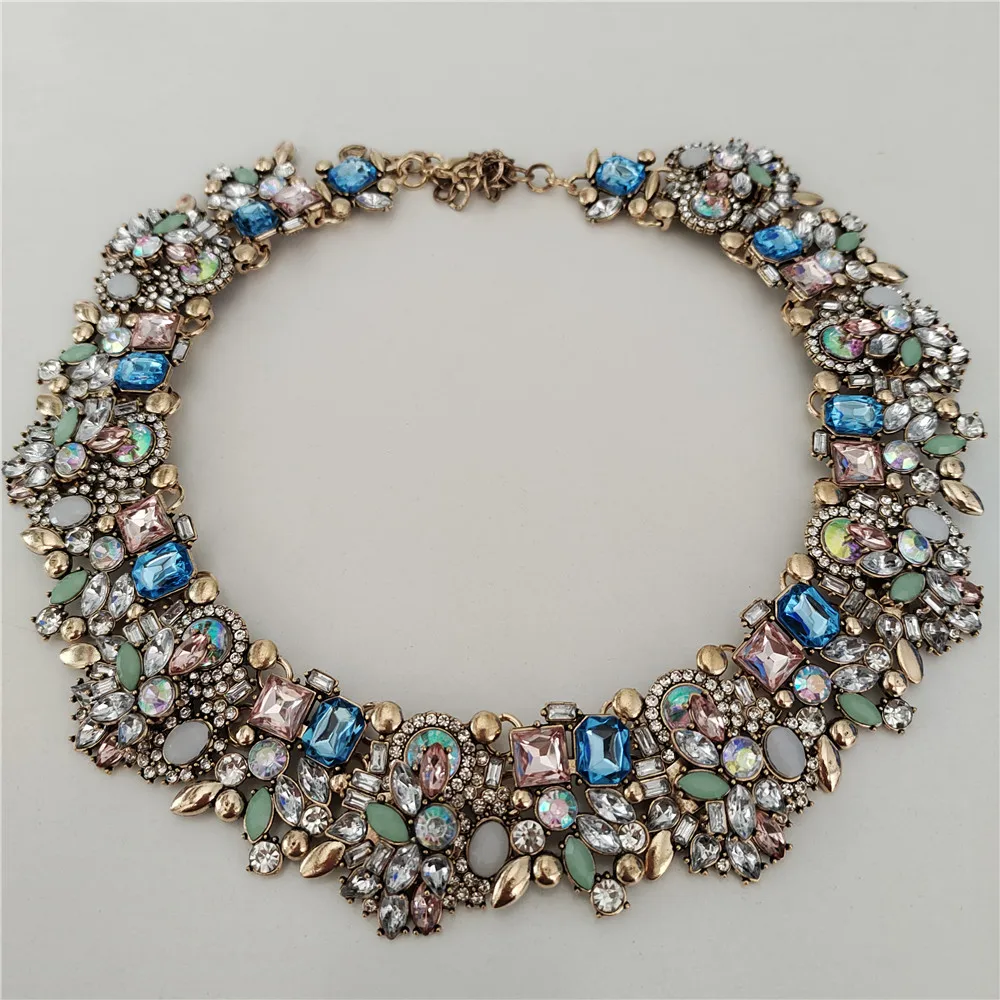 2025 New Fashion Colorful Crystal Rhinestone Large Collar Choker Necklace Women Indian Ethnic Statement Big Bib Necklace Jewelry