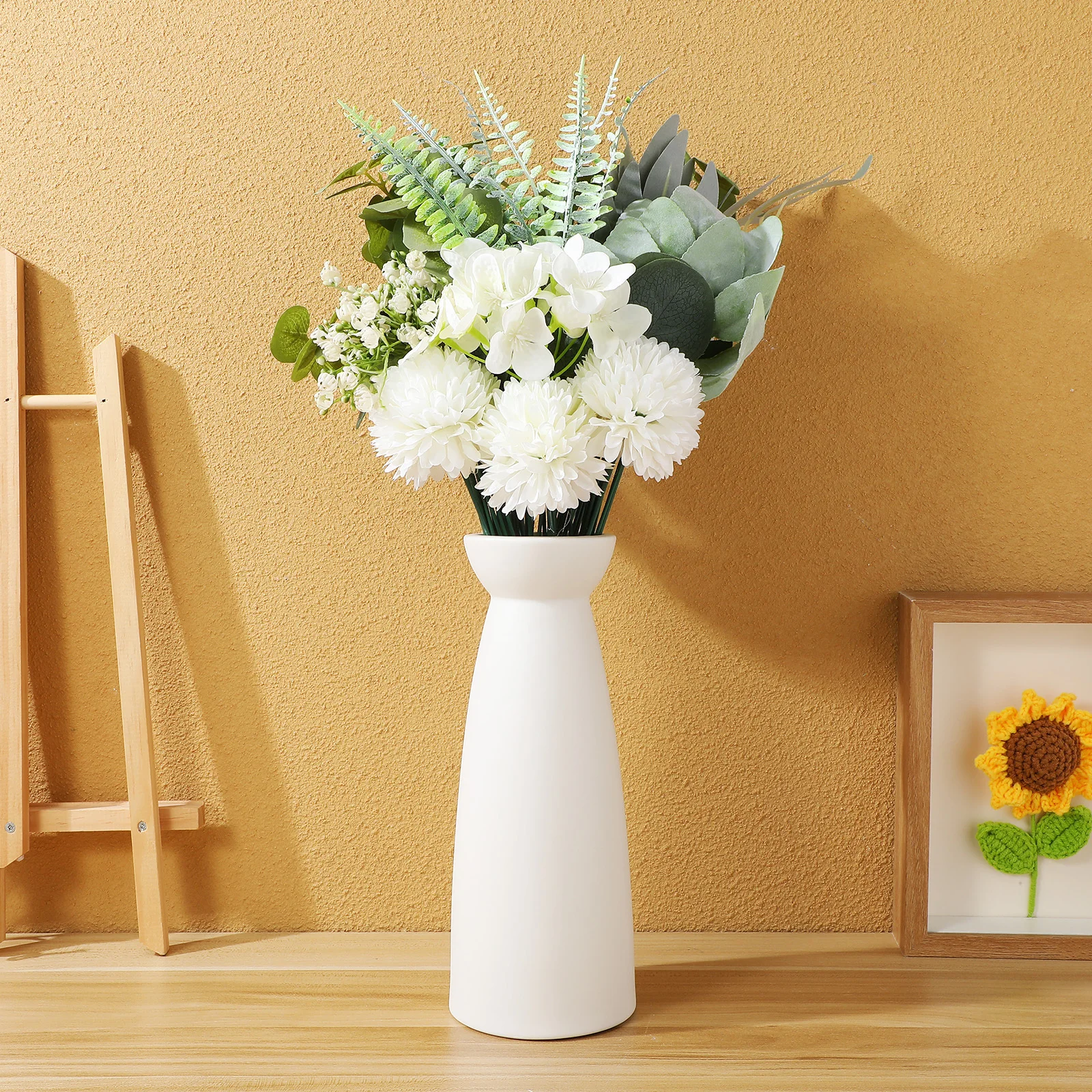 

65 шт. искусственной зелени для декора: реалистичные искусственные растения, маленькие стеблевые цветы для интерьера, искусственные листья для поделок и вечеринок, для DIY