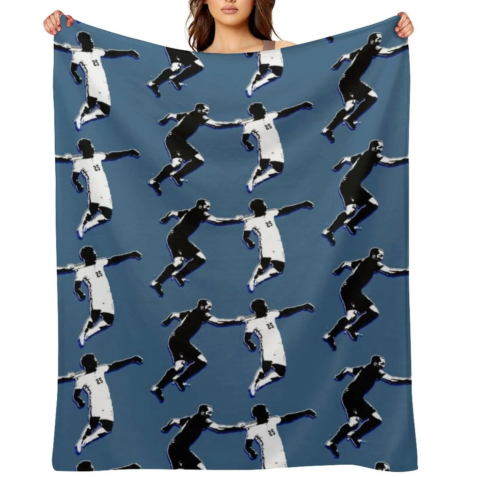 

Chiellini Saka 4 Throw Blanket warm winter For Decorative Sofa Warm Tourist Blankets