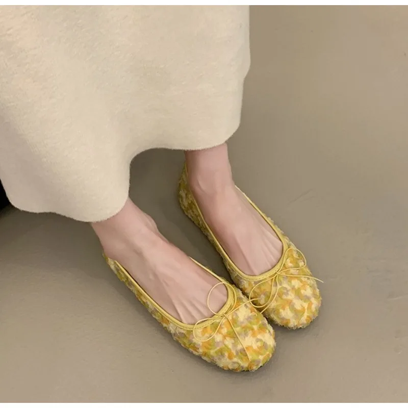 

French Fairy Style Breathable Lace Shallow Mouth Single Shoes for Women, Spring and Autumn 2026 New One Step Ballet Shoes，35-42