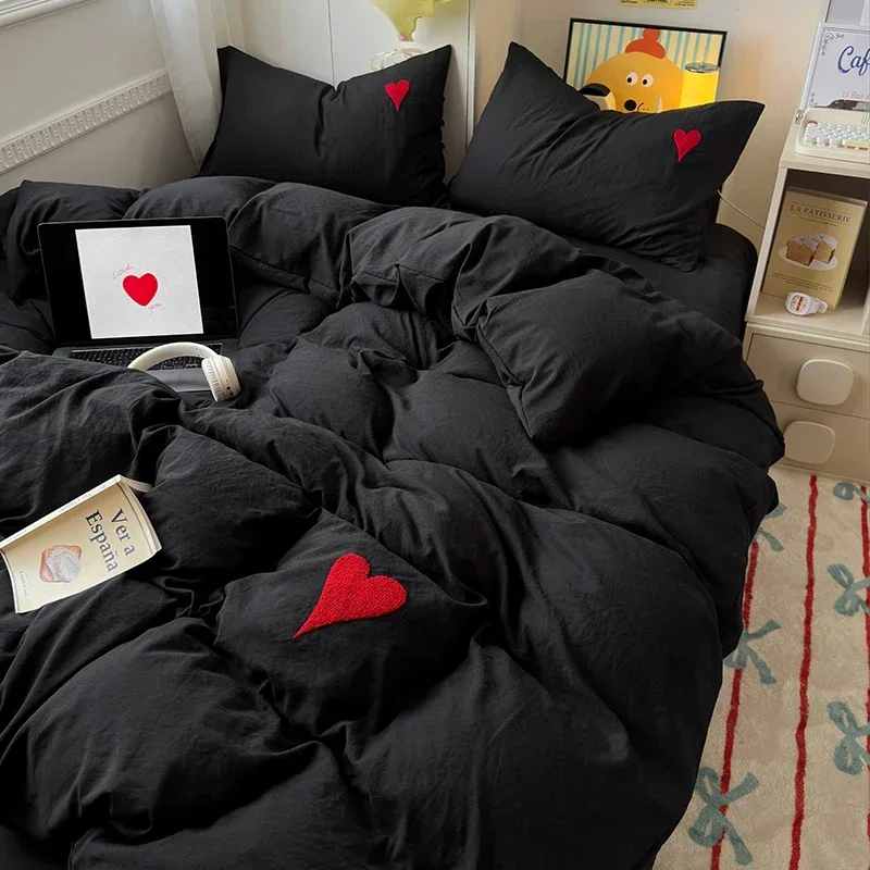 Washed Cotton Bedding Set Super Soft Cool Black Duvet Cover Set Heart-shaped Towel Bedding Skin Friendly Duvet Covers Bed Sheets