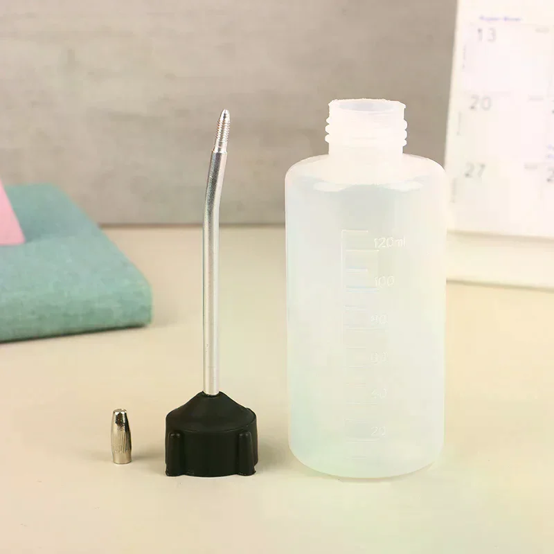 Sewing Machine Oil Bottle Clear White Plastic Spray Nozzle Empty Oil Bottle Oiler Plastic Oiler For Lubricants Oil 120ML