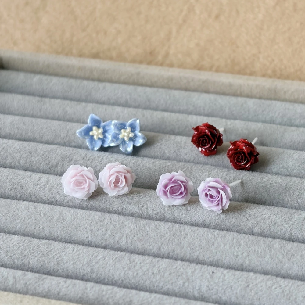 2PC Biological Porcelain Stud Earrings Non-toxic and Non-allergenic Fashion Flower Shapes For Choose