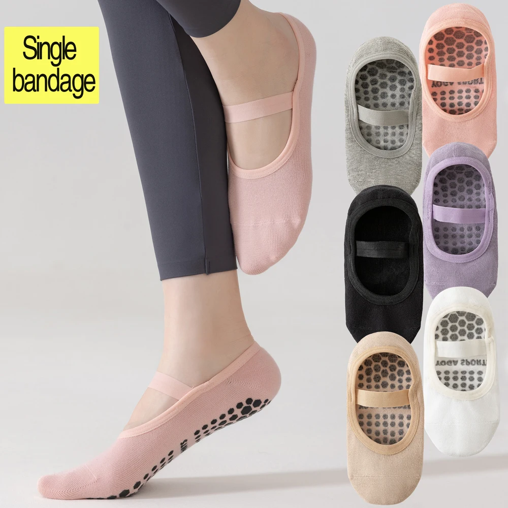 

3 Pairs Women's Sports No-Show Socks One-Band Anti-Slip Yoga Socks Moisture-Wicking for Pilates Grip Socks Dance & Fitness