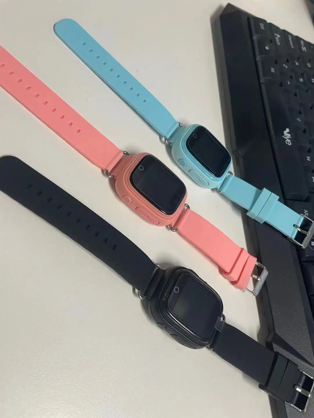 어린이를위한 Q90 스마트 시계, GPS 추적기 Sim 카드 스마트 워치 전화 분실 방지 파인더 SOS 전화 어린이 손목 시계 피트니스 트랙