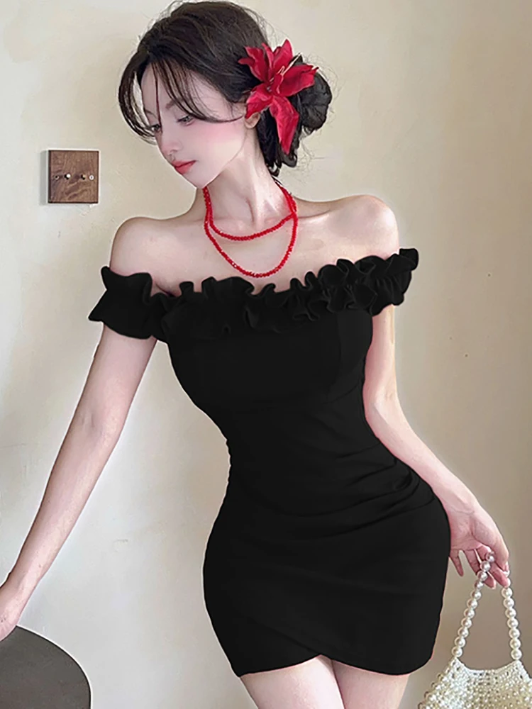 여름 레드 플리츠 바디콘 러플 스퀘어 넥 슬링 드레스 여성 우아하고 시크한 갈라 드레스 2025 한국 패션 페스티벌 드레스