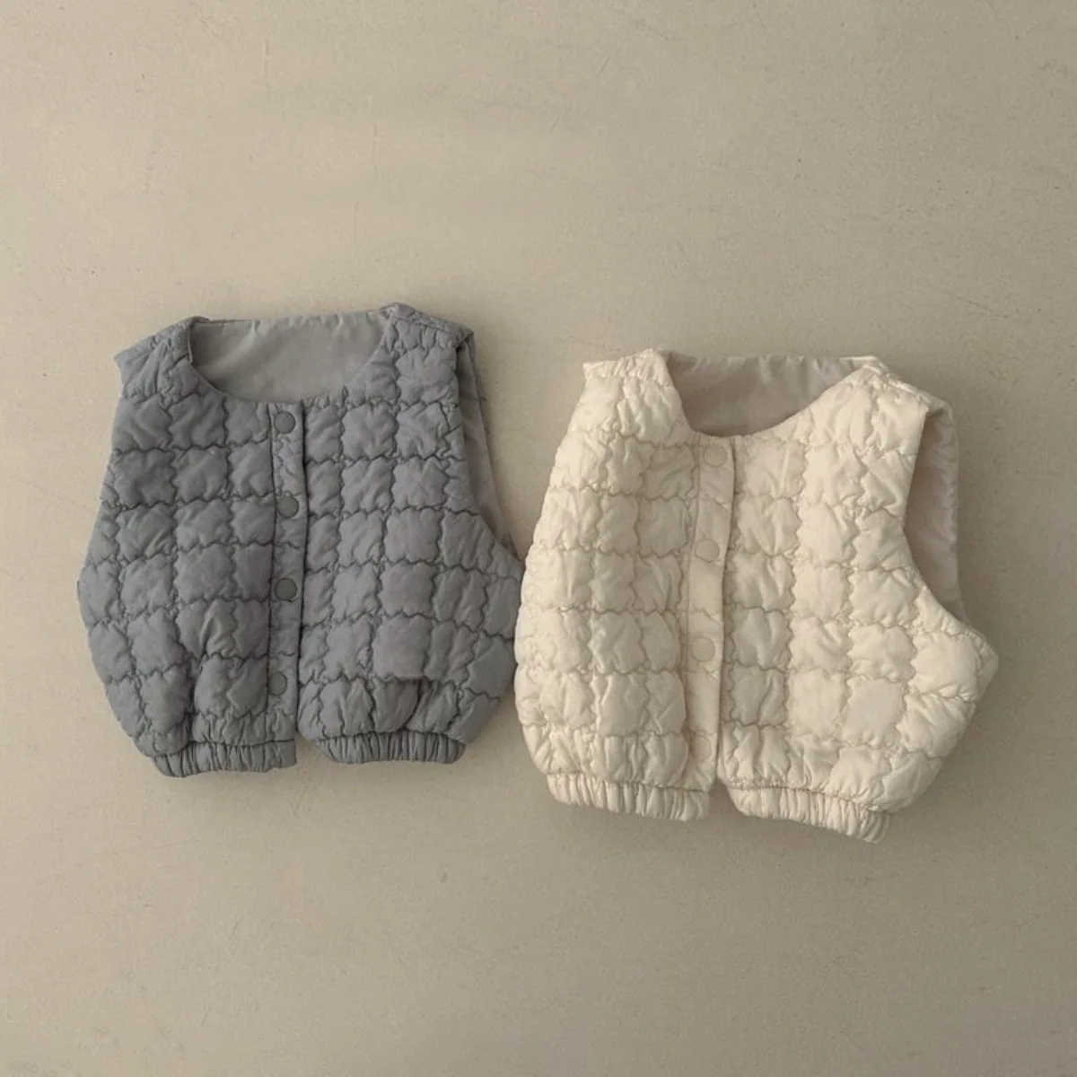 

2025 Winter New Baby Warm Sleeveless Vest Solid Infant Girls Cardigan Coat Toddler Boys Cotton Padded Jacket Baby Clothes