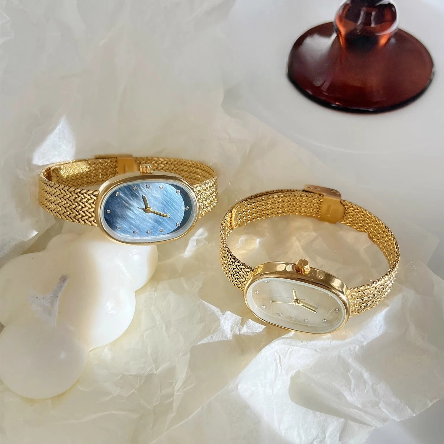 Temperamento della moda di nicchia ovale Fritillary argento freddo alto senso in semplice orologio al quarzo da donna