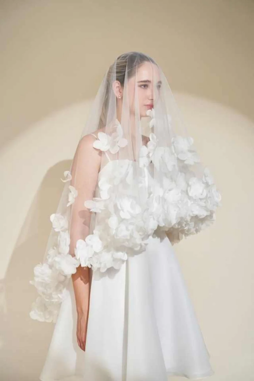 أنيقة الإصبع الحجاب الحجاب الزفاف طبقة واحدة تول ثلاثية الأبعاد-زينة الدانتيل تول الحجاب الزفاف مخصص اكسسوارات الزفاف