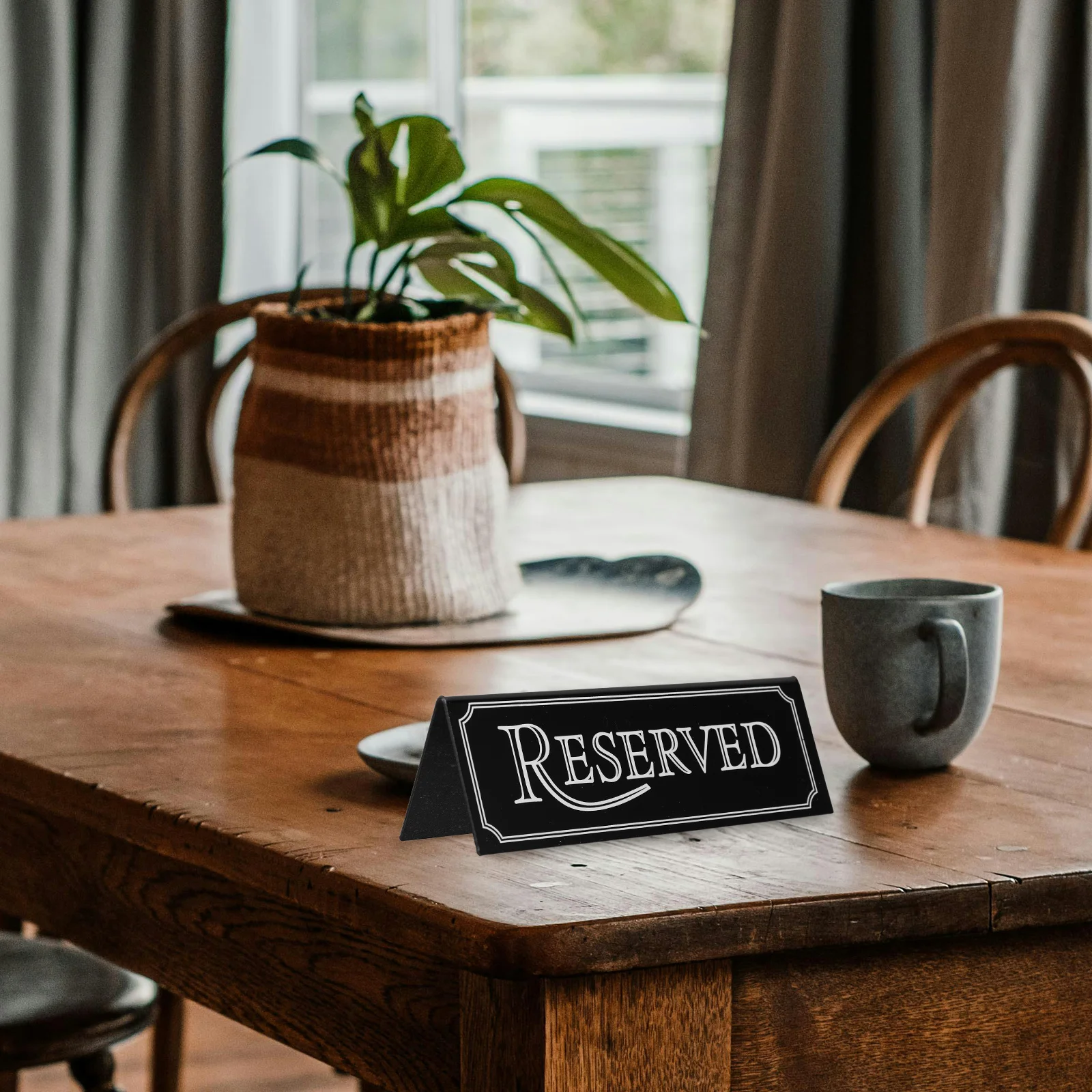 

2pcs Reserved Table Signs Acrylic Black Frame White Border For Restaurant Wedding Party Hotel Cafe Event Seating Tent