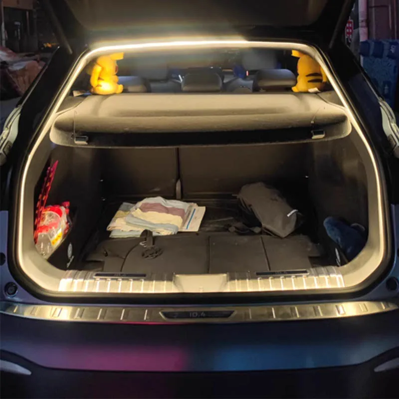 ل Volkswagen VW ID.4 ID4 2021 2022 2023 2024 سيارة الجذع تدفق ضوء LED الأصلي سيارة المكونات في تركيب الباب الخلفي الضوء المحيط #2