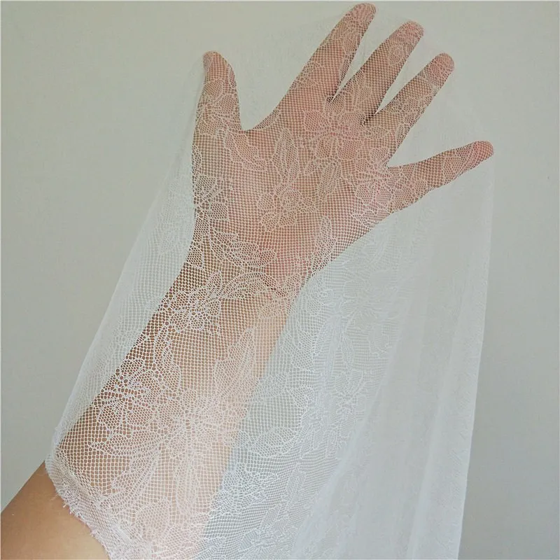 

Soft Embroidered Lace Tulle Fabric Delicate Bridal Netting for Wedding Dress Decoration Veils Material Accessories