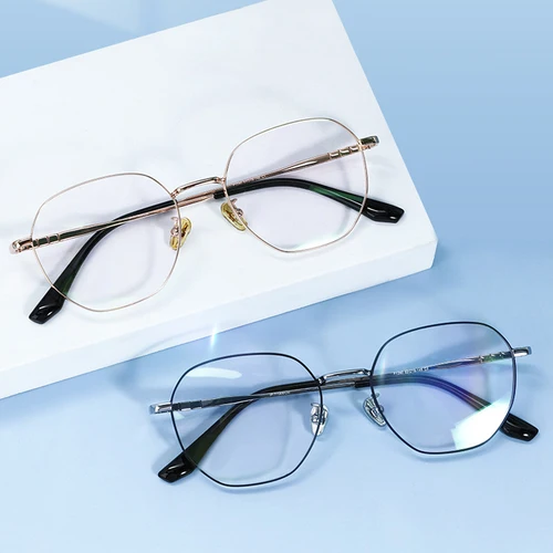 Imagen 2 del producto VICKI Nuevas gafas poligonales ultraligeras de titanio antiluz azul - Prescripción personalizable - Fotocromática - Multifocal F1280F