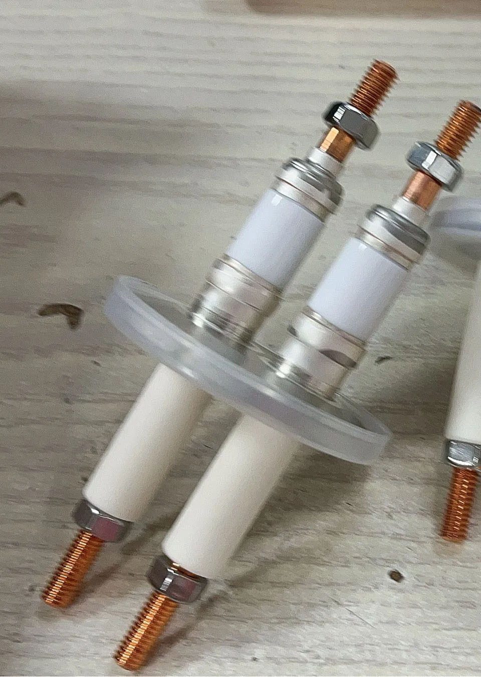 High Voltage Insulation CF25 Vacuum Sealed Ceramic Metal Seal Thru Conductive Post Electrode Flange Feedthrough Connector