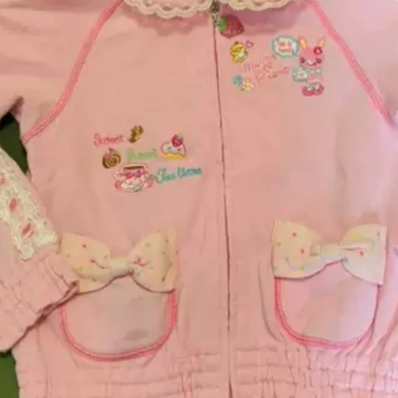 Manteau brodé de dessin animé japonais Kawaii pour femmes, Y2K, esthétique pour filles, doux, ample, vêtements d'extérieur, dentelle, Patchwork, mignon, veste avec nœud de poche