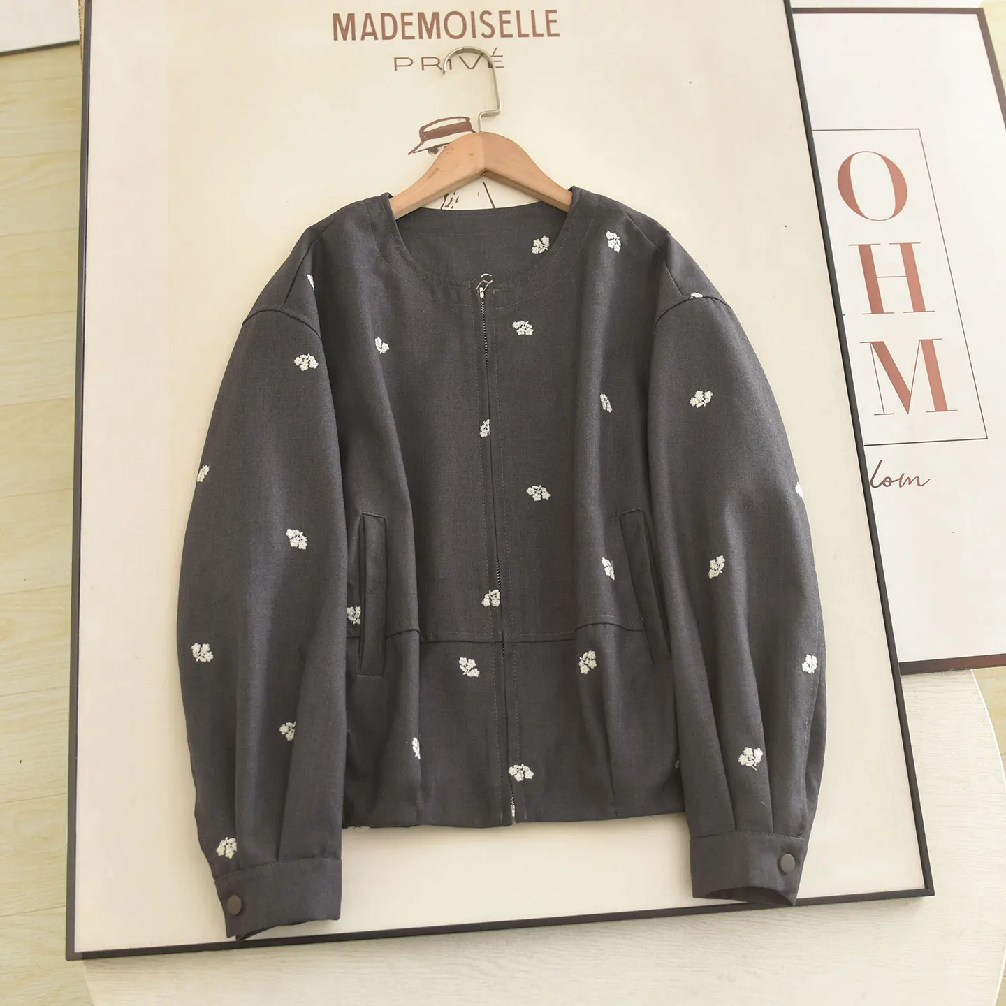 Elegant Grey Floral Embroidery Suit Women O‑neck Zip‑up Loose Jacket High Waist A‑line Mini Skirt 2 Piece Office Commuter Outfit