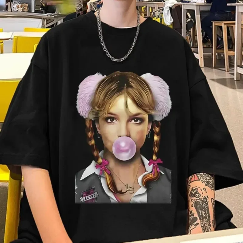 Britney Spears guma balonowa portret T Shirt mężczyźni w stylu Vintage Gothic Harajuku koszulka z krótkim rękawem Casual 100% bawełniane t-shirty