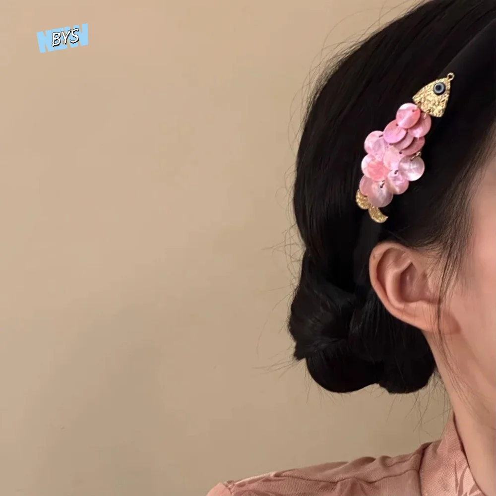 

New Vintage Koi Fish Hairband Minimalist Delicate Sequin Headband All-match Unique Faux Shell Headband Everyday Wear