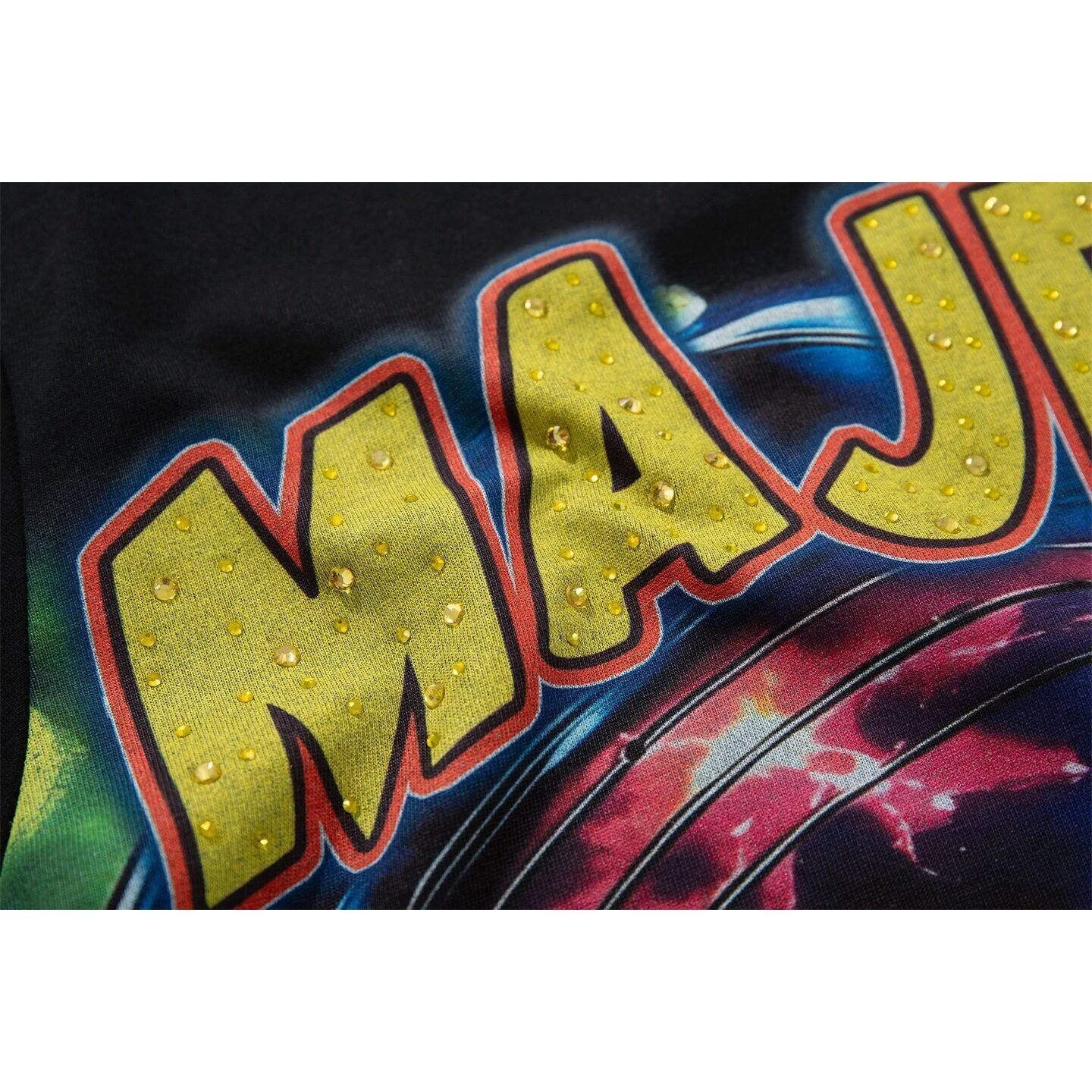MAJESTIK Retro Style Beaded Letter Short-Sleeved T-Shirt - Loose Fit Cartoon Print Casual Shirt for Men and Women, Trendy