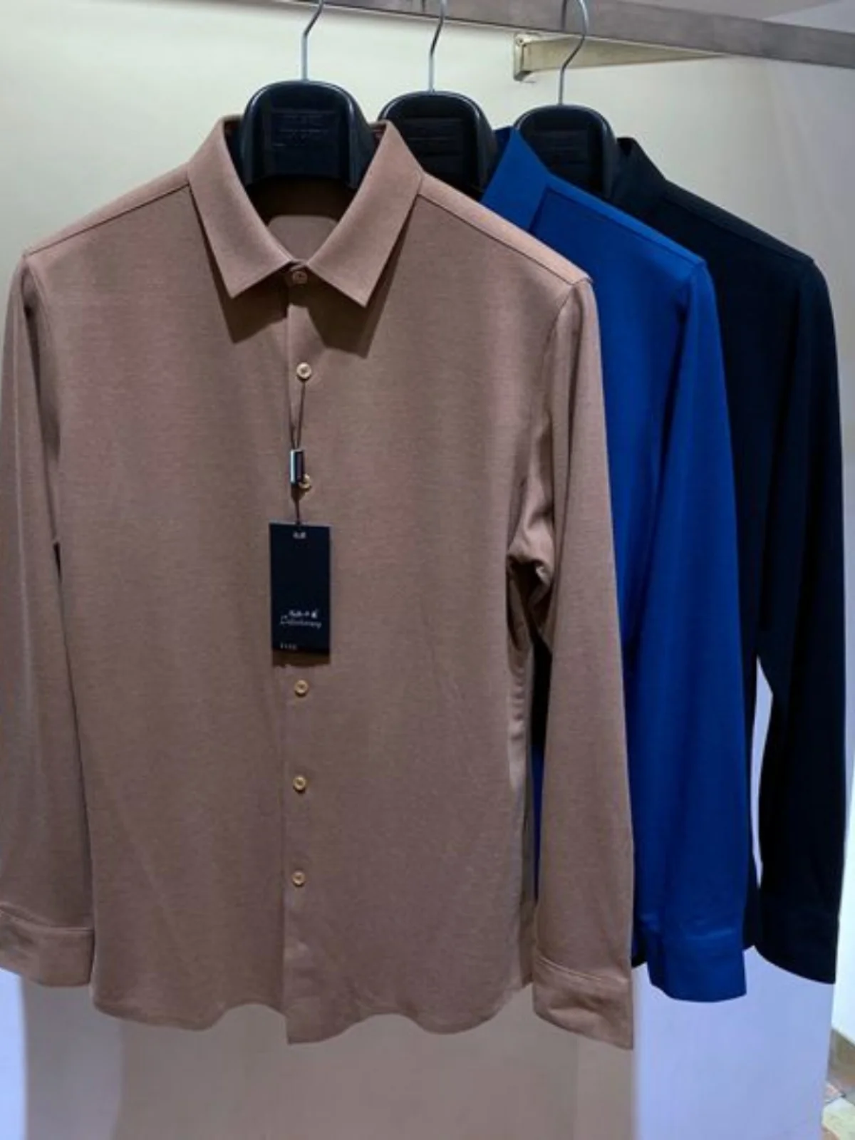 

Men's Long Sleeve Shirt Comfortable Skin-Friendly Business Casual Style Standard Fit Autumn New Arrival Soft Polyester Blend