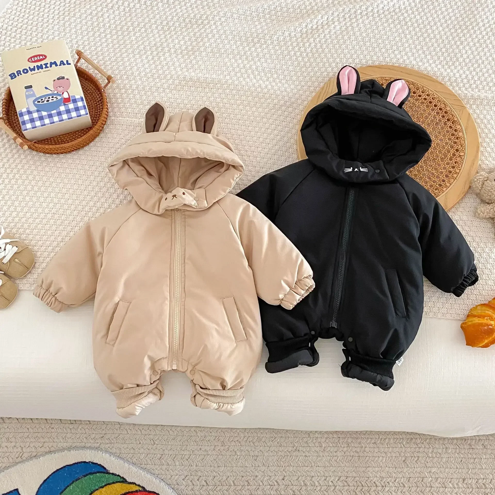 2024 Winter New in Kids Baby Girls Boys Thicken Quilted Warm Outfits, Infant Newborn Hooded Cartoon Profiling Jumpsuits Romper