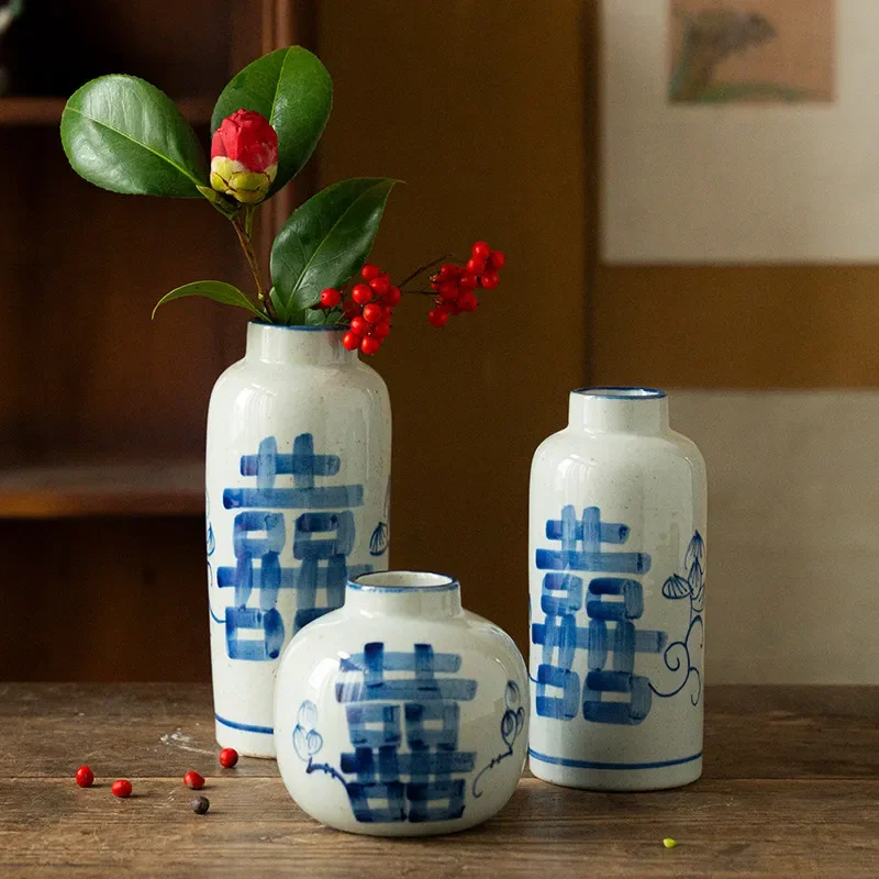 Jingdezhen Retro Ceramic Wedding Vase Blue and White Fortune Small Pottery Jar Zen Tea Ceremony Ornament Hydroponic Flower Vase