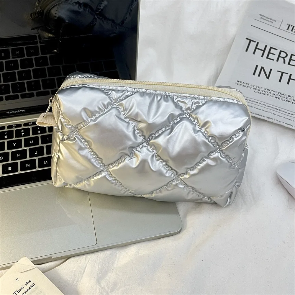 

Cute Love Rhombus Shape Silver Cosmetic Bag Bow Korean Style Stuffed Cotton Storage Bag Large Capacity PU Small Item Bag Travel
