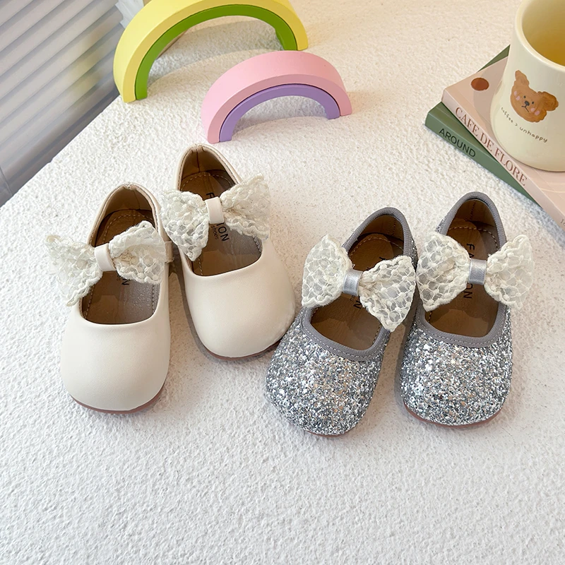 

2025 Новые кружевные туфли для девочек с бантом, весенне-осенние маленькие кожаные туфли принцессы из искусственной кожи, милые мягкие туфли с круглыми носками для детей 2–6 лет