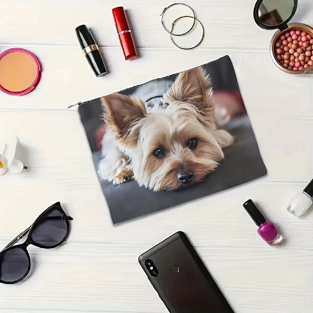 Una borsa per il trucco stampata Yorkshire Terrier: una simpatica borsa multifunzionale con cerniera, una borsa per riporre gioielli, una perfetta custodia con cerniera da viaggio.