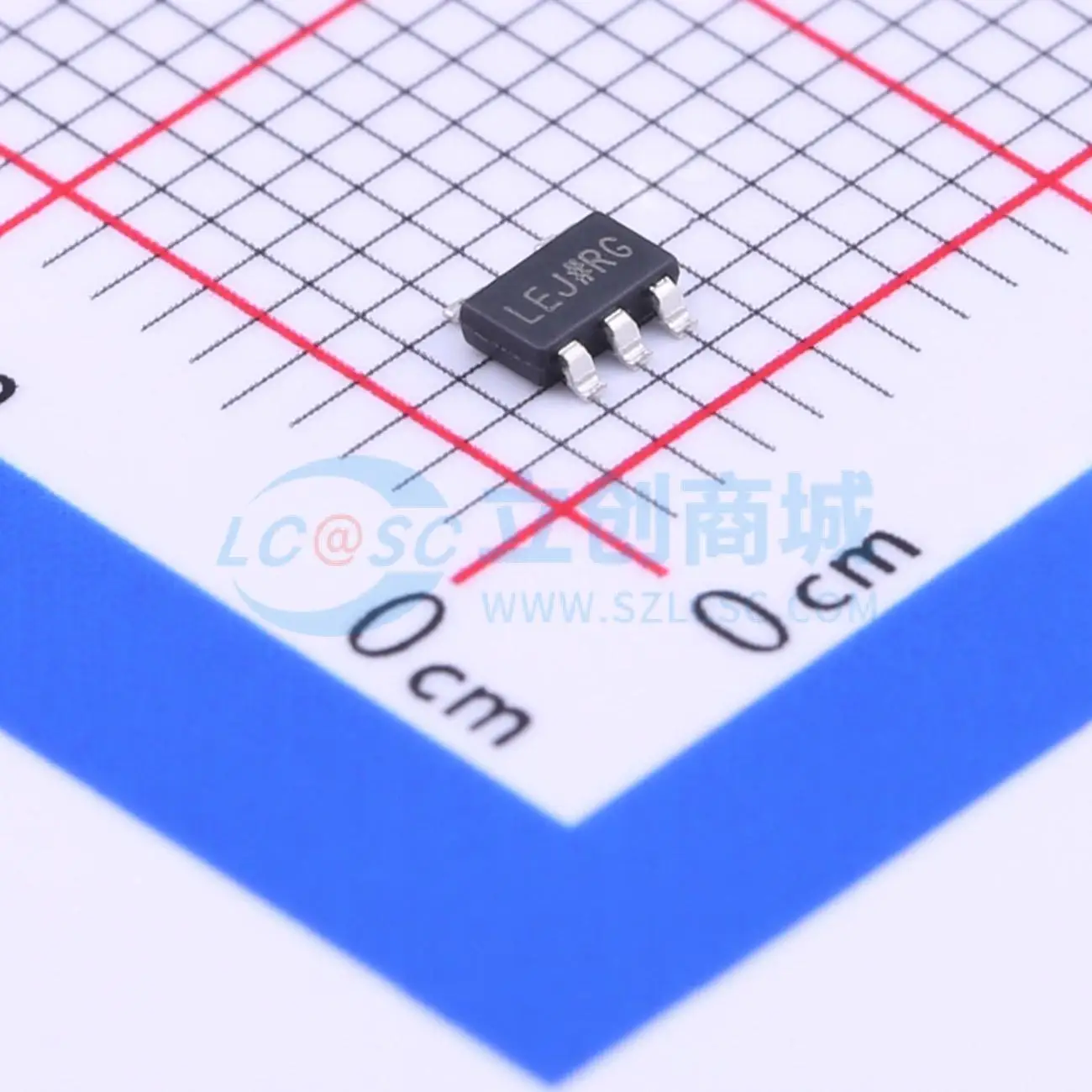 ADP150AUJZ-3.3-R7 ADP151AUJZ-3.3-R7 ADP7118AUJZ-3.3-R7 Em estoque 100% original e novo