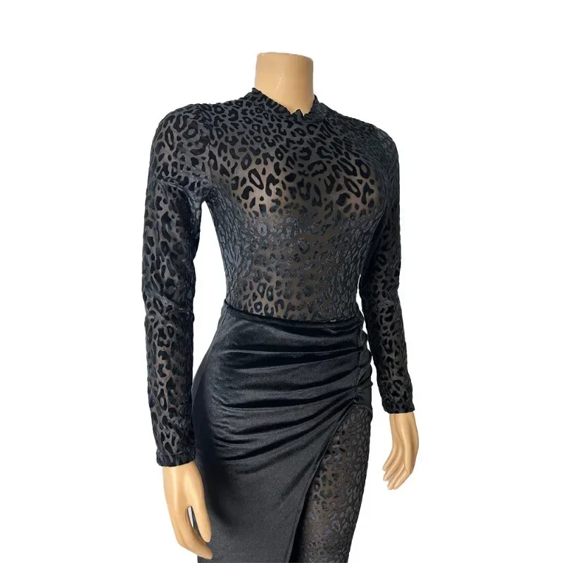 GUWU-Conjunto Sexy de terciopelo de leopardo para mujer, monos de manga larga + faldas largas, ropa de calle de primavera 2025, conjuntos de dos piezas para fiesta