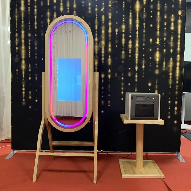 Retro Photobooth for Event Wood Photo Booth with Camera and Printer Adapted