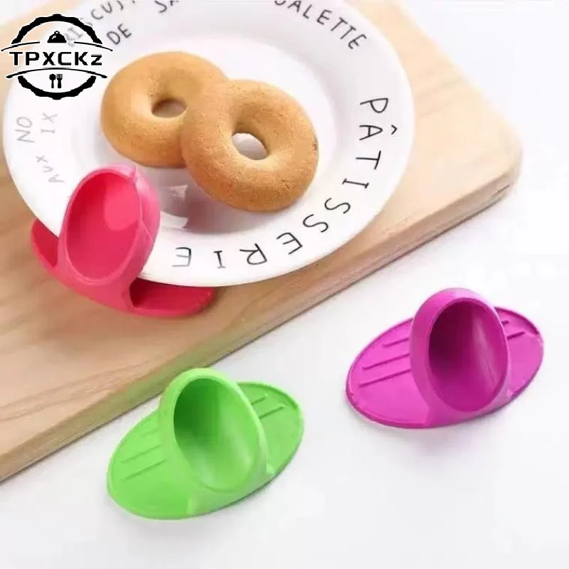 Silicone Insulated Finger Covers Oven Microwave Insulated Gloves High Temperature Resistant Thickened Insulated Mat Gift