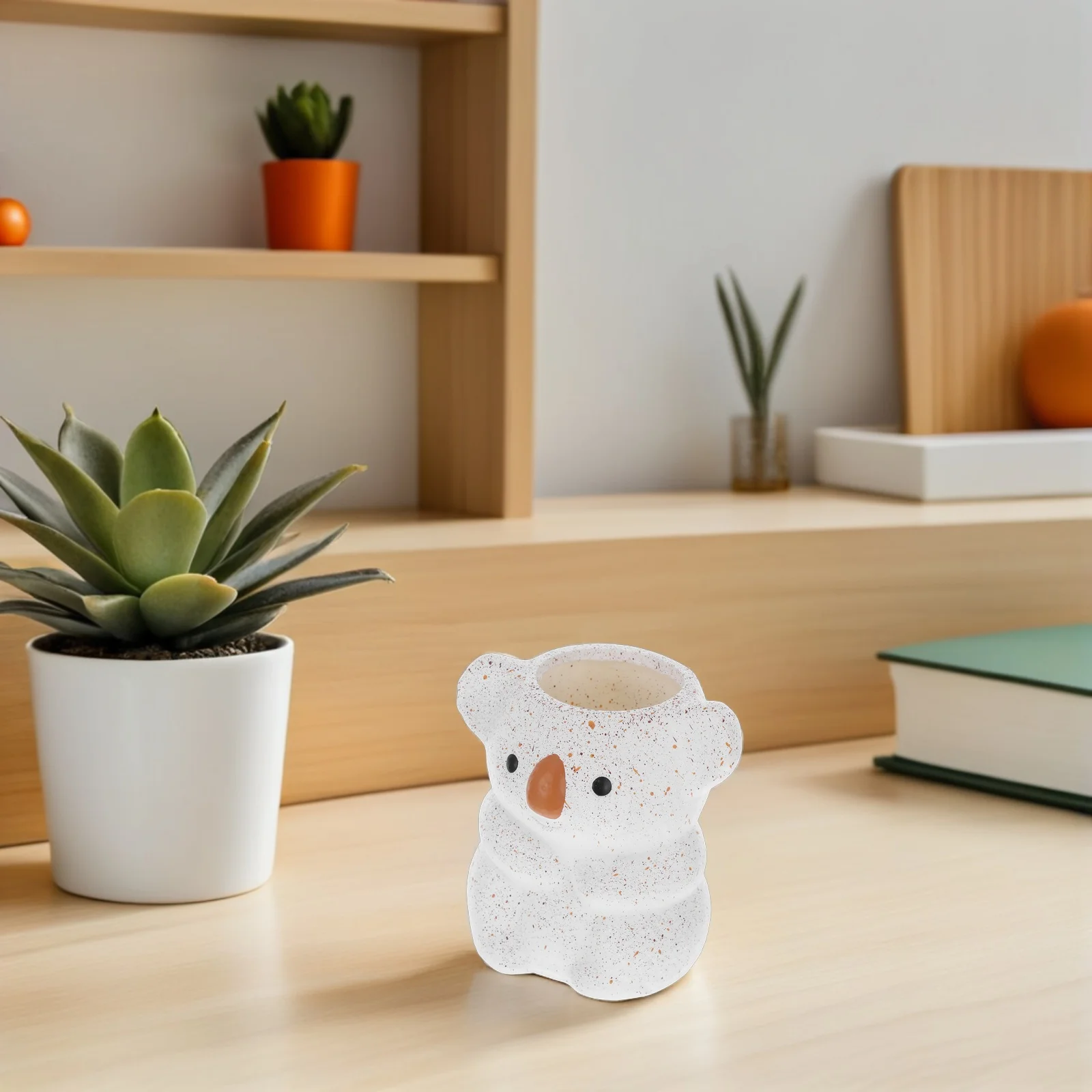 

Resin Koala Pen Holder Cute Animal Shaped Desk Organizer Pencil Cup for Makeup Brushes Stationery Supplies Office School