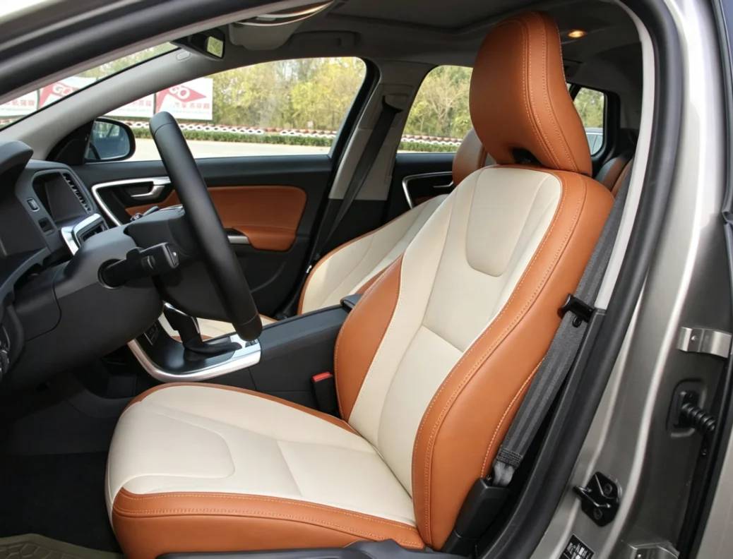 Für Volvo V60 2012~2015 Maßgefertigte Autositzbezüge Luxuriöses Nappaleder 100% Passgenau Innenraumzubehör 360 ° Vollständige Abdeckung – Detail 3