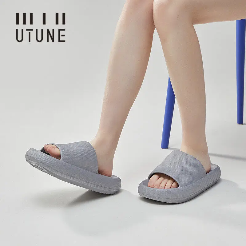 UTUNE EVA sandal wanita sandal musim panas lembut tebal sol sepatu dalam ruangan kamar mandi sandal pantai pria di luar Non-slip Platform sandal