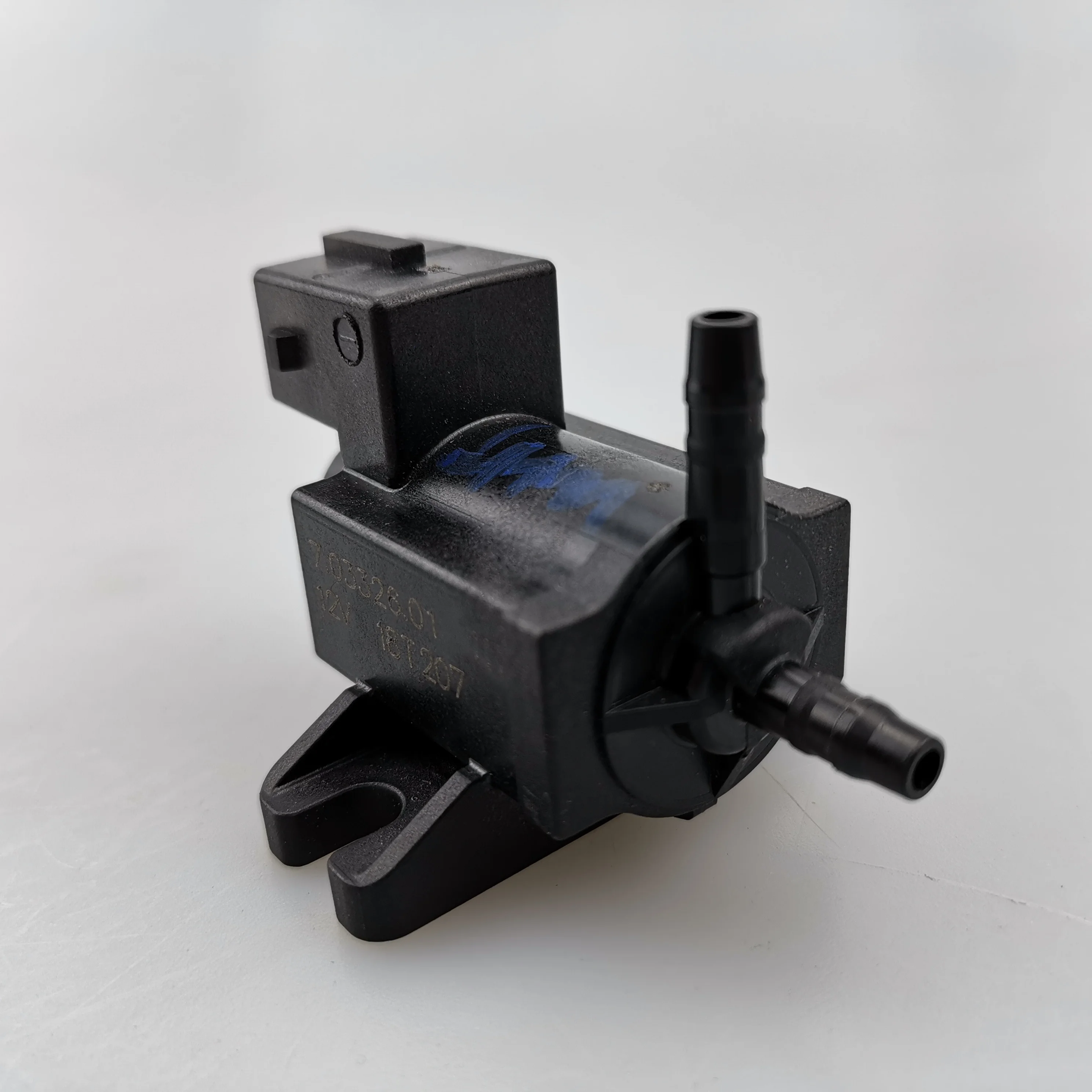 SAIC MAXUS T60 High Quality Vacuum Solenoid Valve C00101178 C00188554