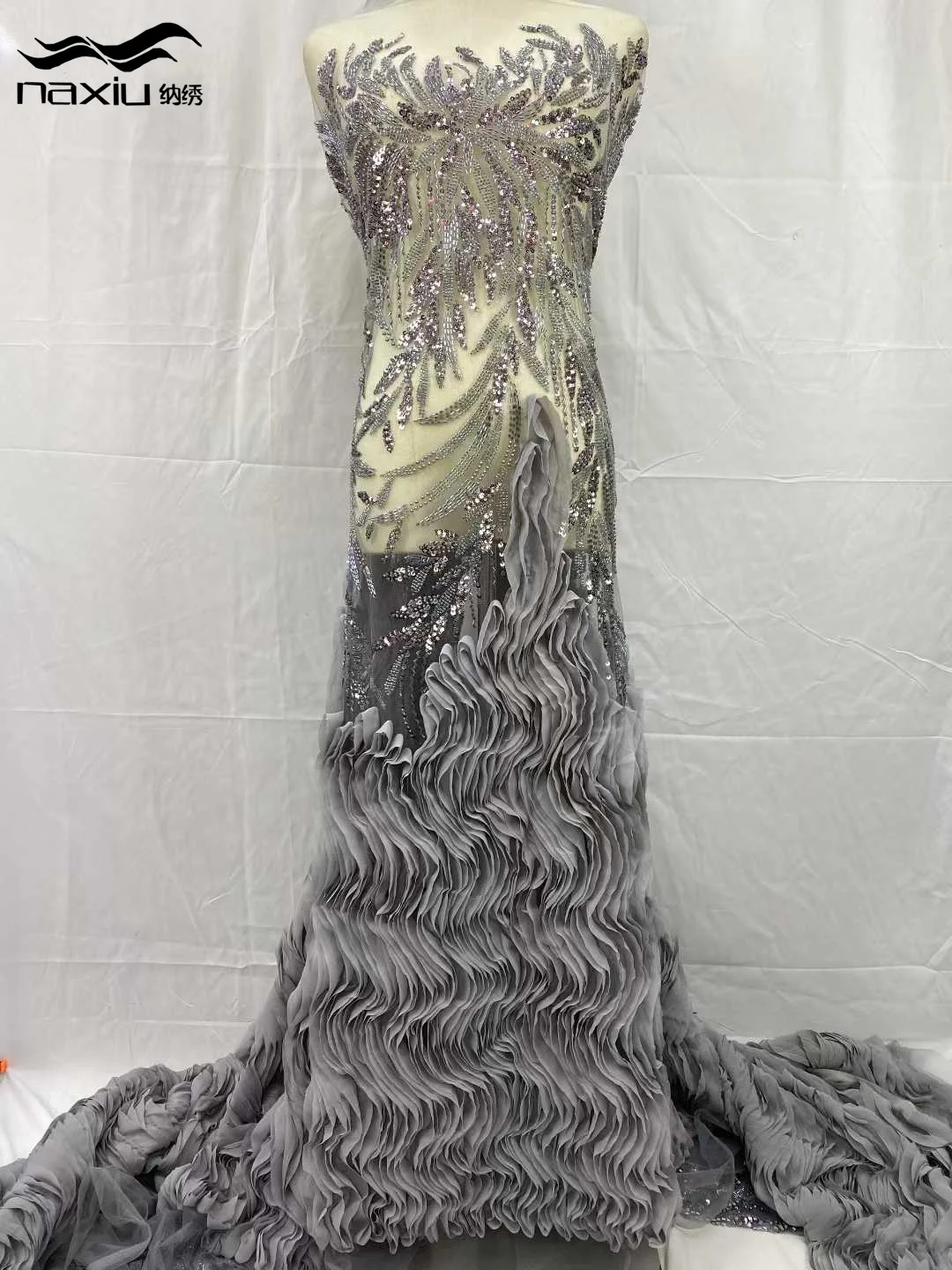 

Madison 2025 Red Elegant Sequins Lace Fabric Beaded French Mesh Embroidery for Wedding Dresses African Nigerian Style for Women