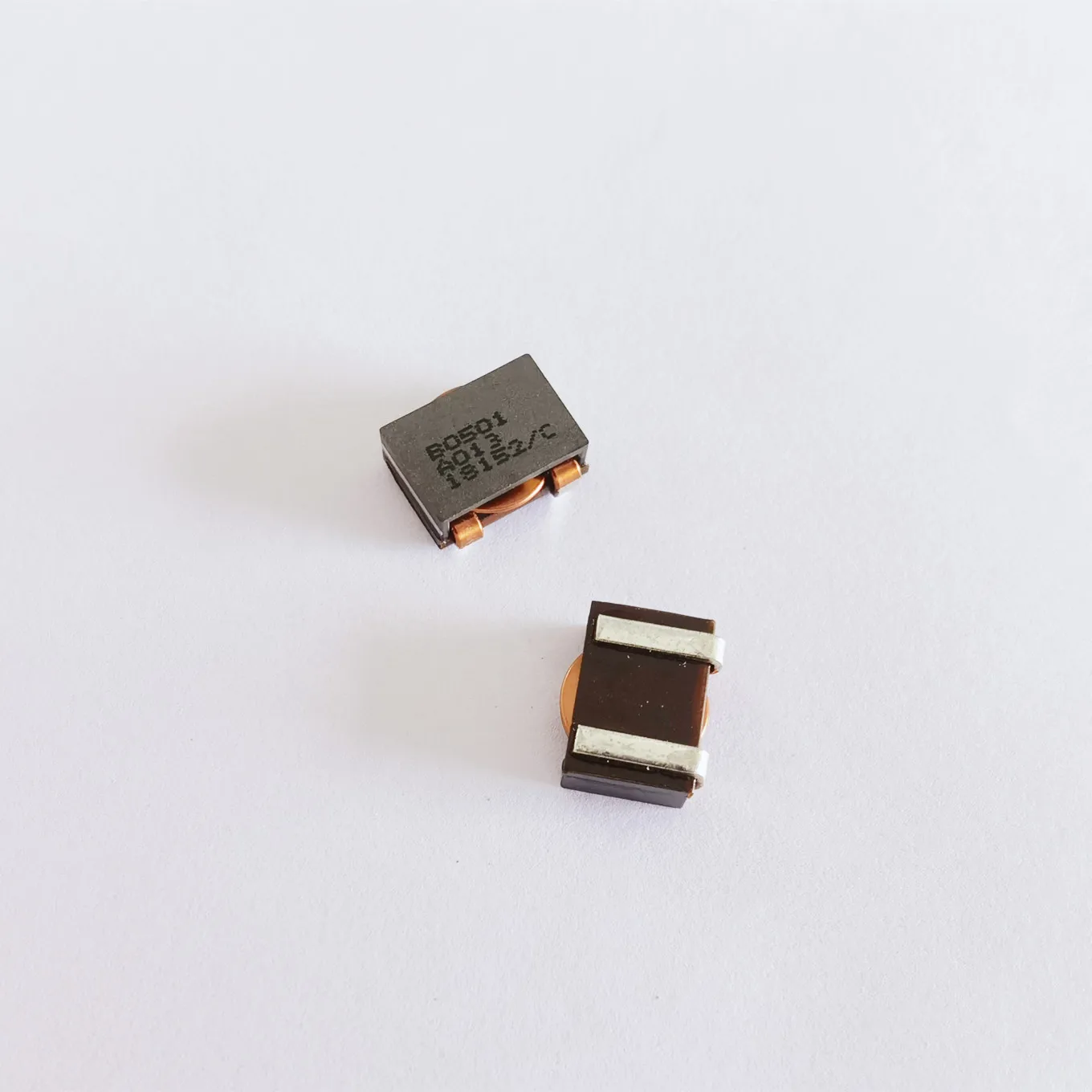 

Original new 100% B82559A0501A013 30A high current power flat copper coil inductor 500nH