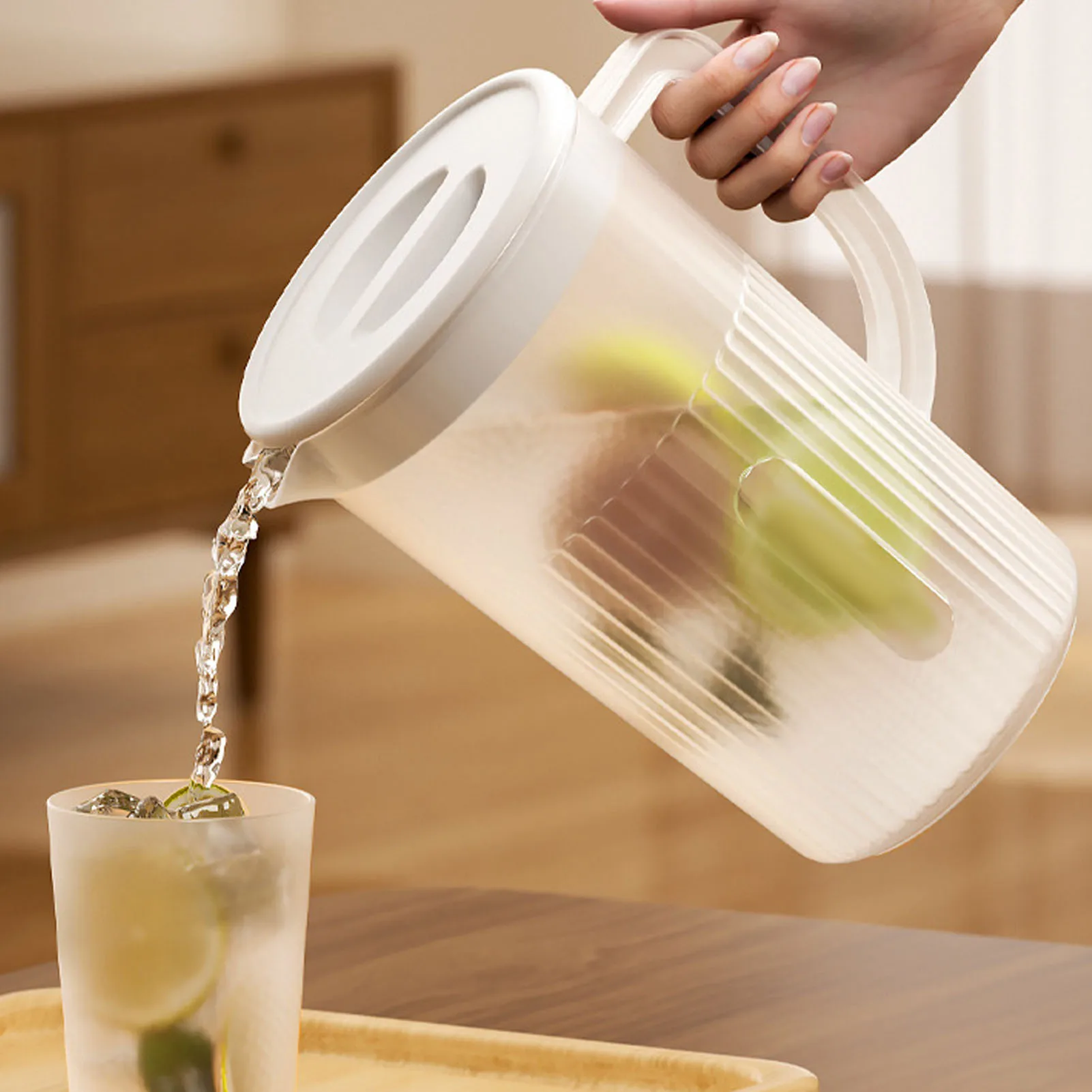 Cold Water Kettle Cold Water Jug Plastic Pitcher with Lid Large Capacity High Temperature Resistant Cold Water Jug for Juice Tea