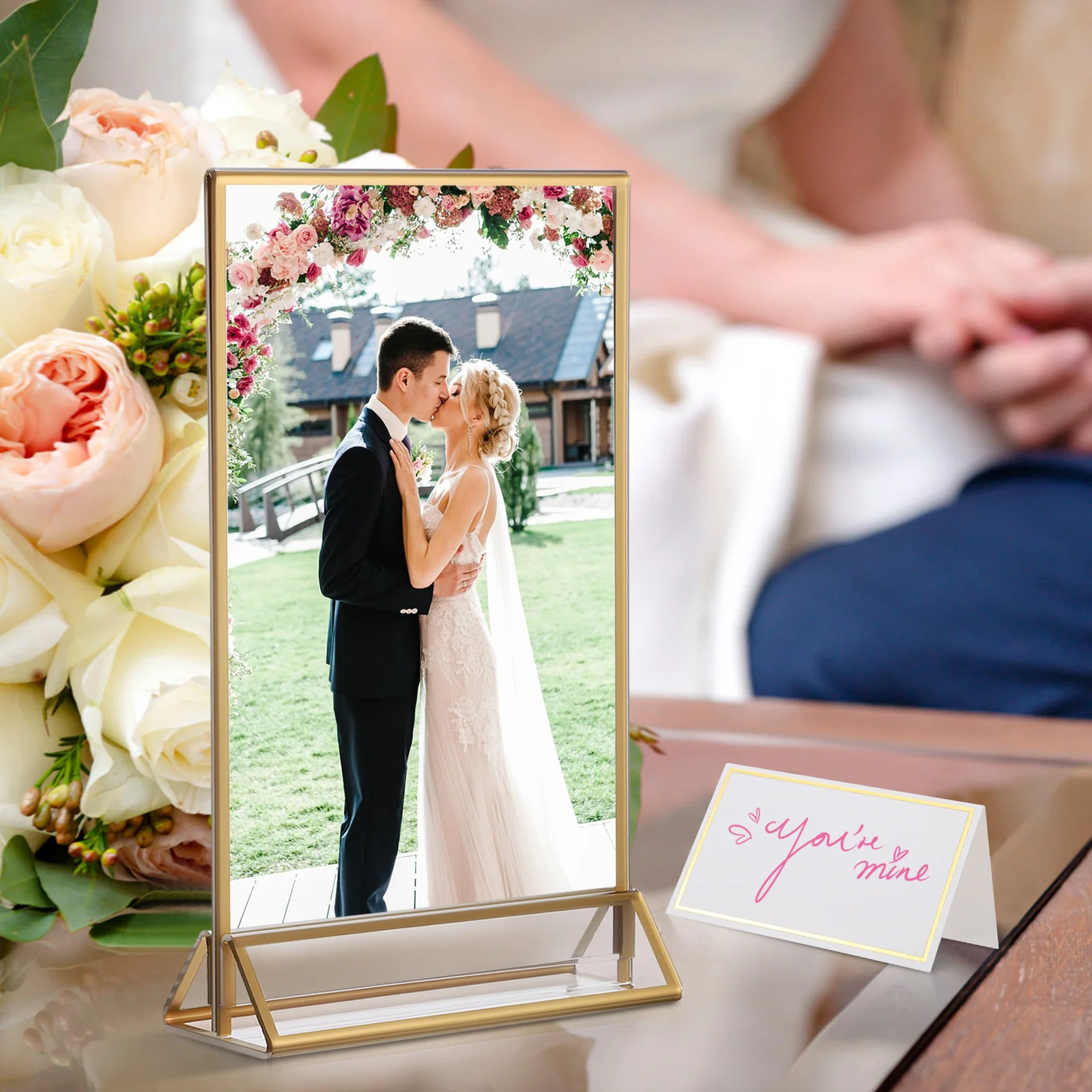 

6Pcs Clear Acrylic Display Holders Vertical Sign Stand Tabletop Card Holders for Shops Weddings Restaurants Menu