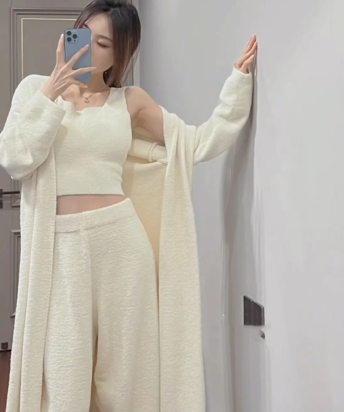 

Elegant Cloudy Fairy Sleepwear Thickened Outwear Three-Piece Set Long Pants Vest Milk White Ideal for Autumn Winter Luxury Style